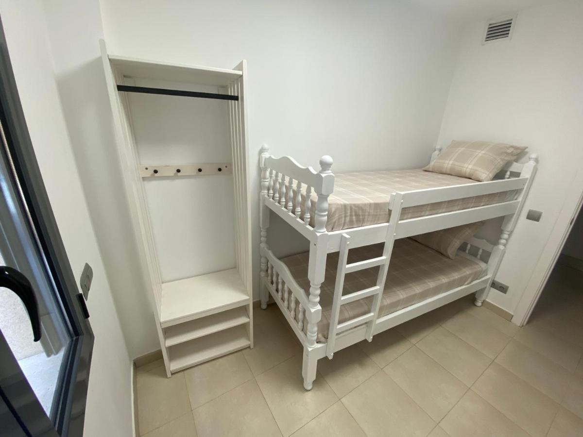 Apartaments Puigcardener 1 Манреса Экстерьер фото
