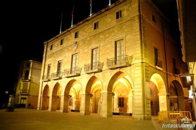 Apartaments Puigcardener 1 Манреса Экстерьер фото